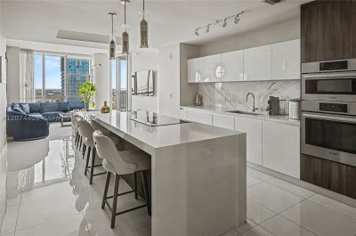 Alquiler de apartamento en Paramount Miami WorldCenter 3301