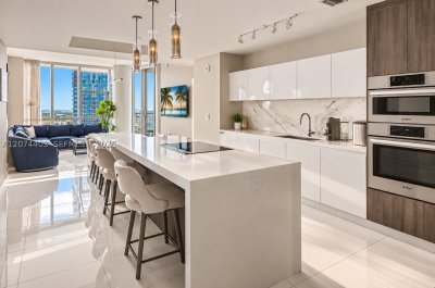 Aluguel de apartamento no Paramount Miami WorldCenter 3301