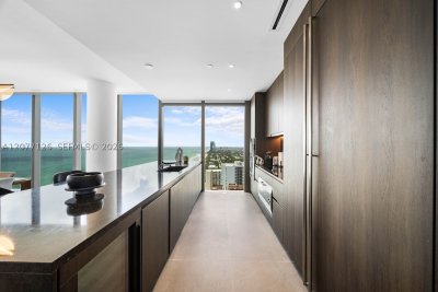 Comprar apartamento no 2000 Ocean 31B