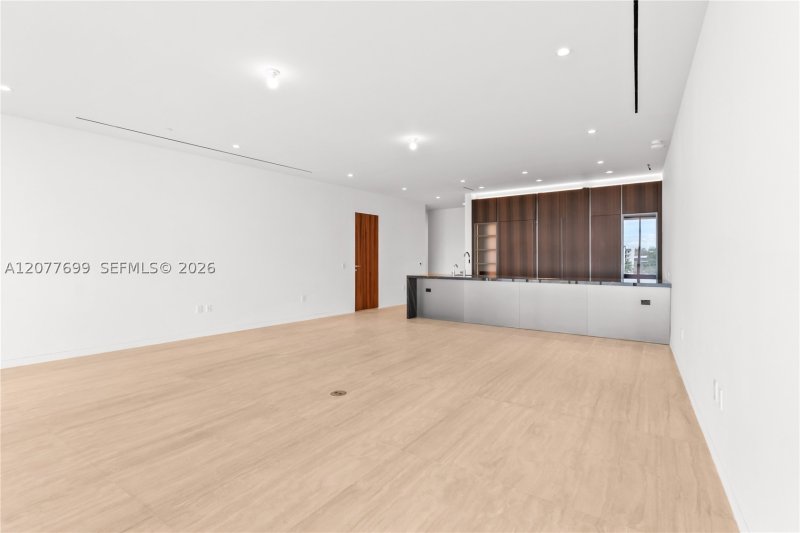 Aluguel de apartamento no Vita at Grove Isle L405