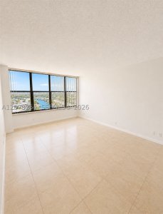 Aluguel de apartamento no Olympus Condo 1207