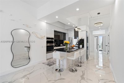 Comprar apartamento no Uptown Marina Lofts 1021
