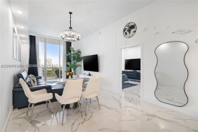 Comprar apartamento no Uptown Marina Lofts 1021