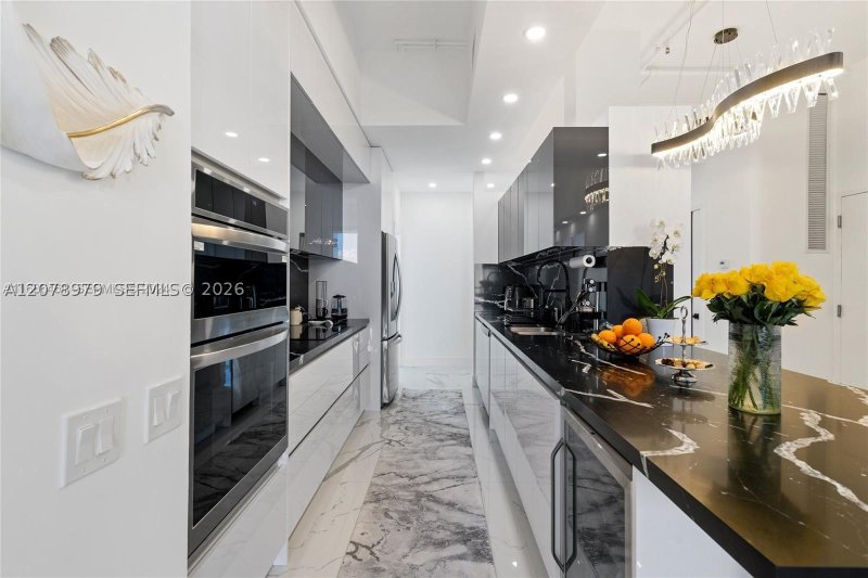 Condo for sale at Uptown Marina Lofts 1021