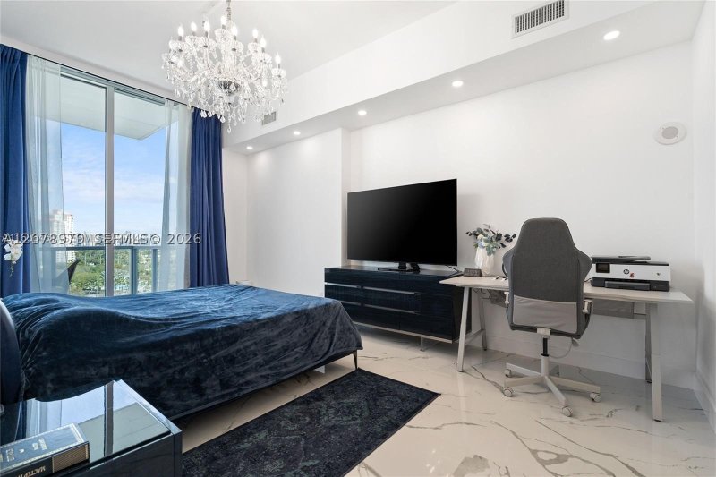 Condo for sale at Uptown Marina Lofts 1021