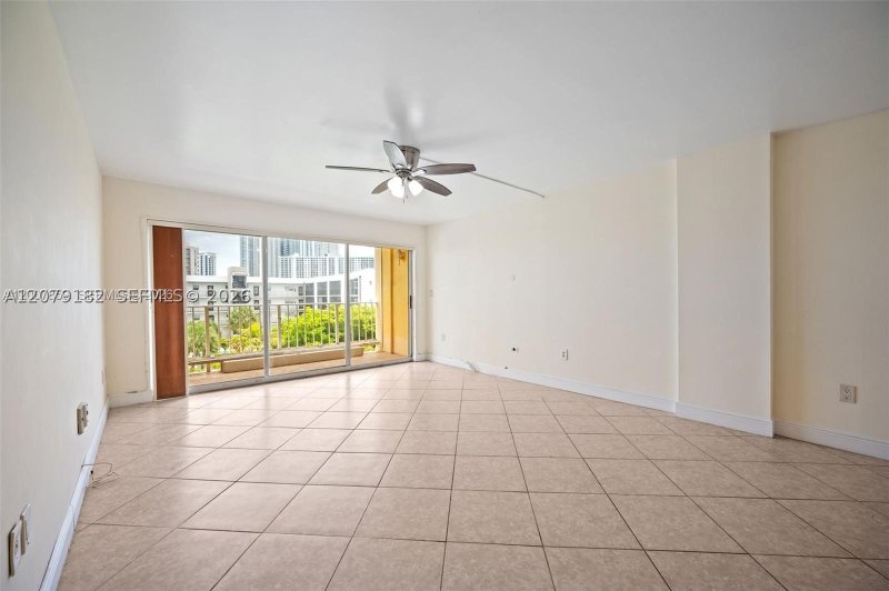 Condo for sale at Marbella Tower 505