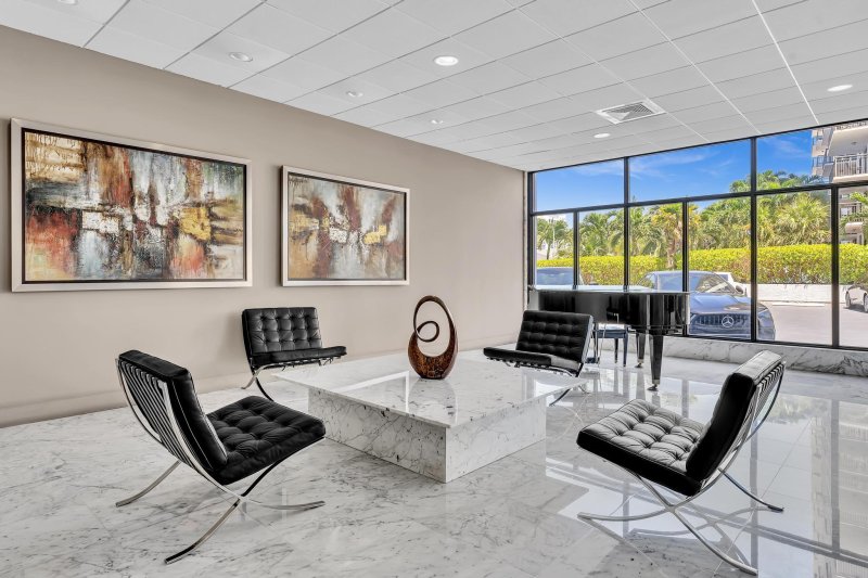 Condo for sale at Berkley South 16K