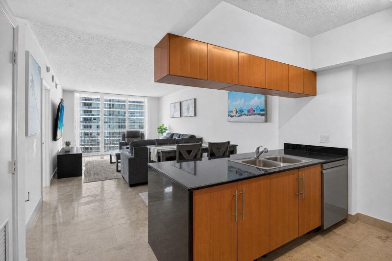 Condo for sale at Opera Tower 4109