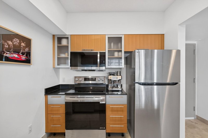 Condo for sale at Opera Tower 4109