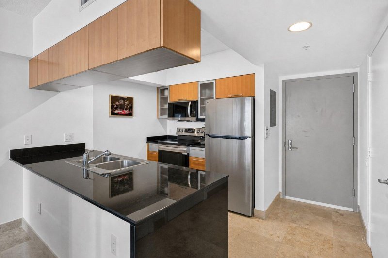 Condo for sale at Opera Tower 4109