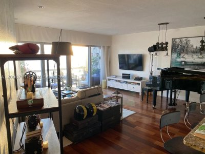Aluguel de apartamento no Brickell Townhouse 11F