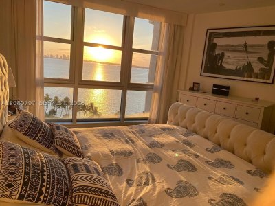 Aluguel de apartamento no Brickell Townhouse 11F