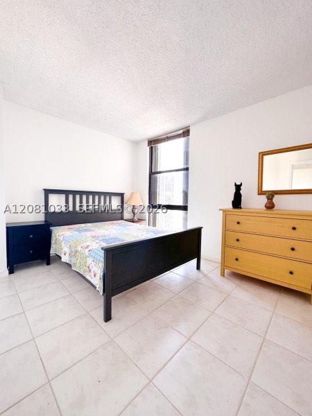 Apartment for rent at Coronado I 2302