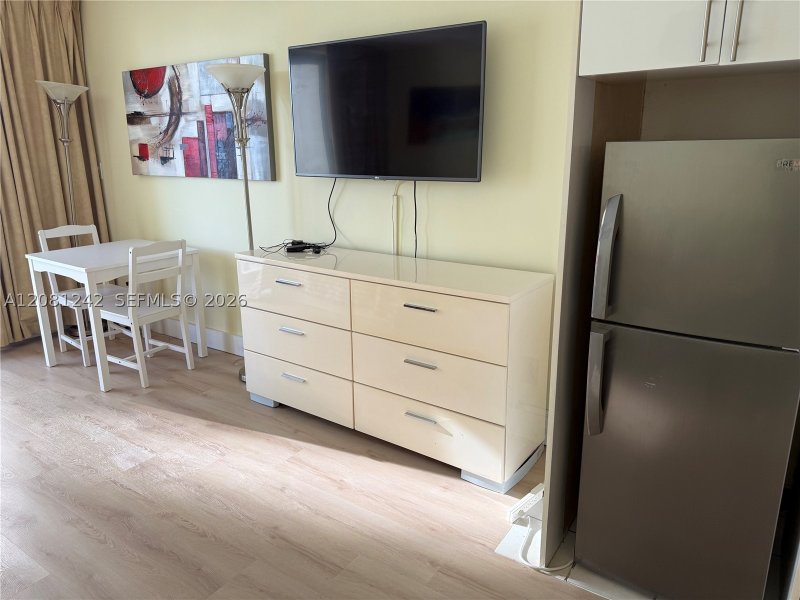 Property photo # 4