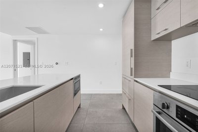 Comprar apartamento no Dua Miami - SLS Brickell Condo 2811