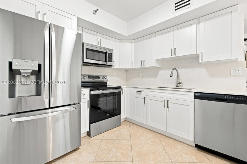 Condo for sale at Mystic Pointe 200 1704