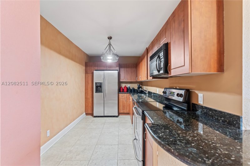 Apartment for rent at 401 Blu 1405