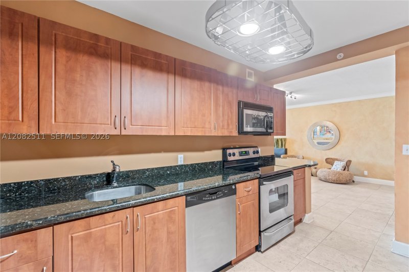 Apartment for rent at 401 Blu 1405