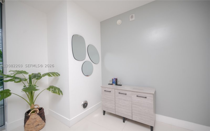Apartment for rent at Brickell House Condo 1601