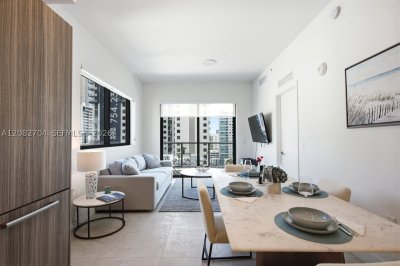 Aluguel de apartamento no Smart Brickell Residences 1501