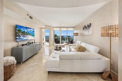 Aluguel de apartamento no Ocean One 706