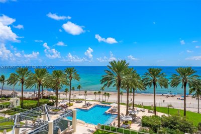 Aluguel de apartamento no Ocean One 706