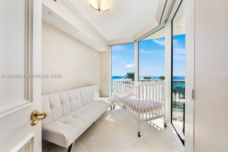 Apartment for rent at Ocean One 706