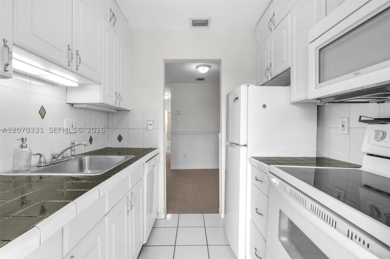 Apartment for rent at Cay Polynesia 309