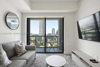 Comprar apartamento no Smart Brickell Residences 1704