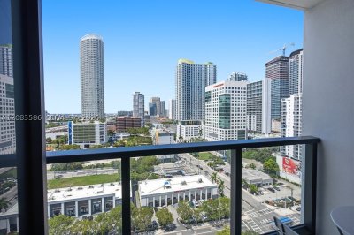 Comprar apartamento no Smart Brickell Residences 1704