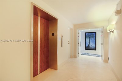 Aluguel de apartamento no Casa Del Mar 25E
