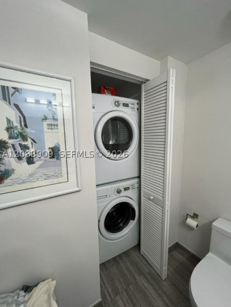 Apartment for rent at 1010 Brickell 2308