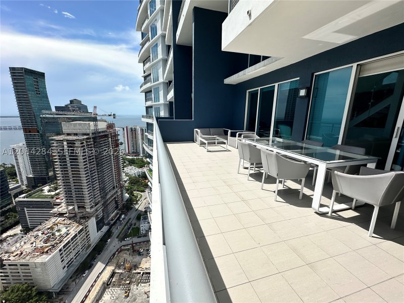 Apartment for rent at Infinity on Brickell 4006