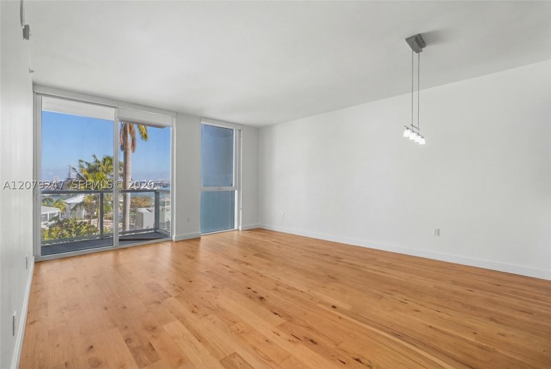 Condo for sale at Vizcayne South Tower 1007