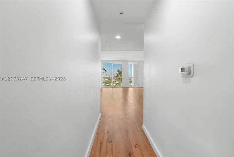 Condo for sale at Vizcayne South Tower 1007
