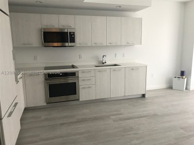 Aluguel de apartamento no Brickell Heights West 2807