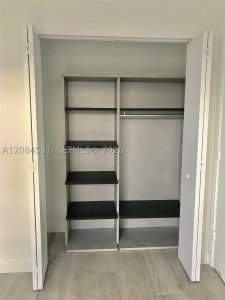 Aluguel de apartamento no Brickell Heights West 2807