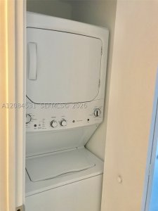 Aluguel de apartamento no Brickell Heights West 2807
