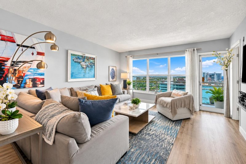 Condo for sale at Playa Del Mar 2415