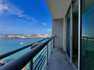 One Miami West Tower Apt #2506