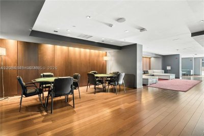 Aluguel de apartamento no One Miami West Tower 2506