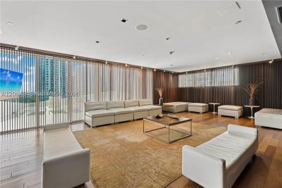 Aluguel de apartamento no One Miami West Tower 2506