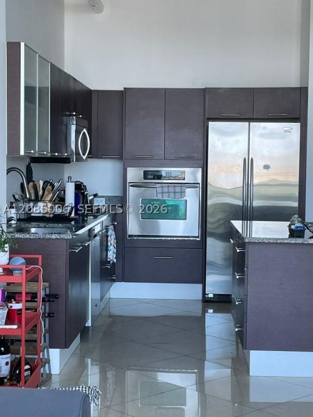 Apartment for rent at Uptown Marina Lofts 702