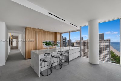 Comprar apartamento no 2000 Ocean 19A