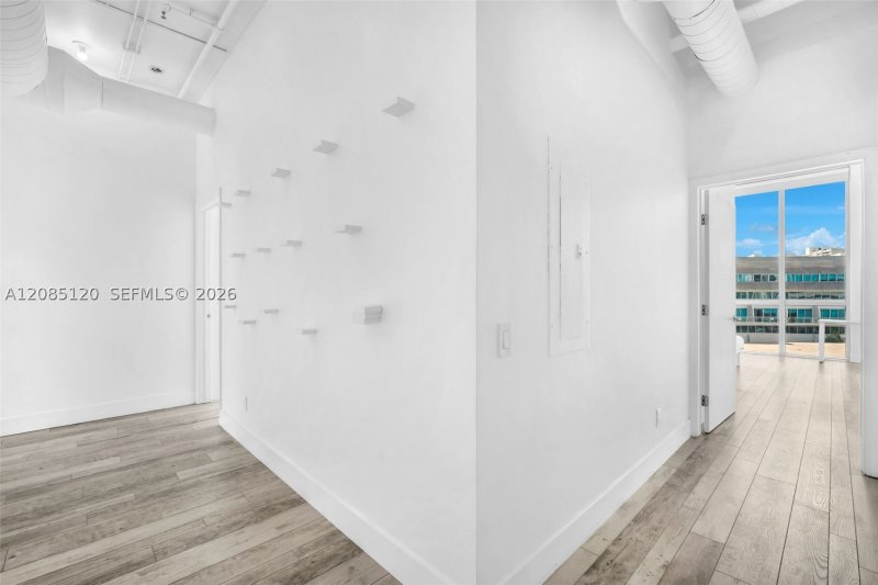 Condo for sale at Uptown Marina Lofts 725