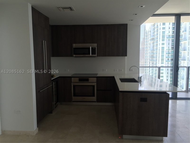 Apartment for rent at Brickell City Centre Reach 2202