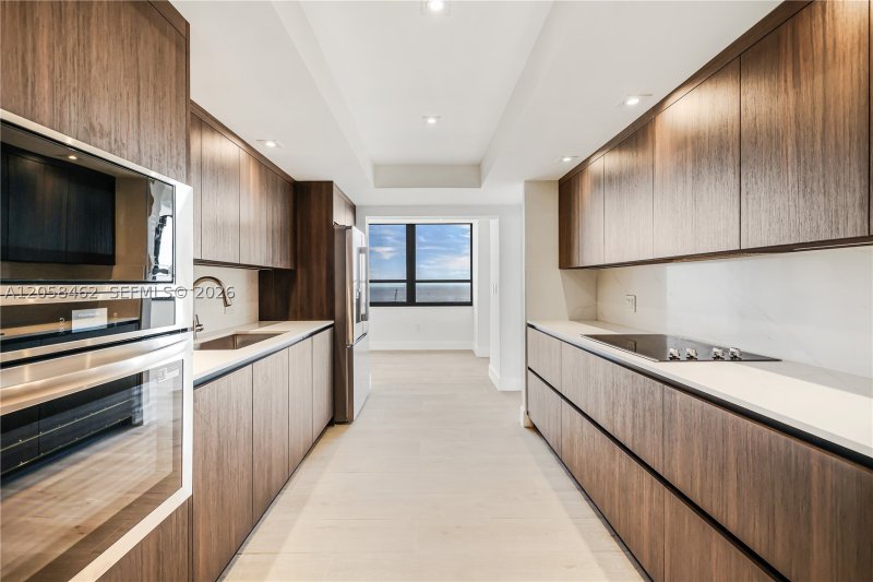 Condo for sale at Grove Isles Tower II B1602