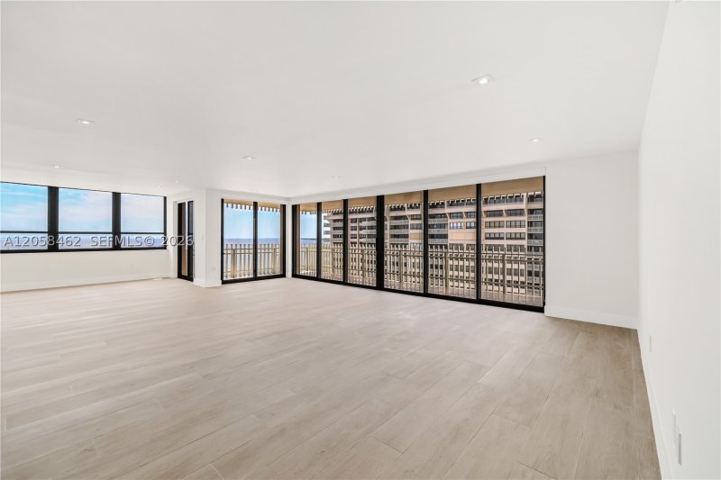 Condo for sale at Grove Isles Tower II B1602