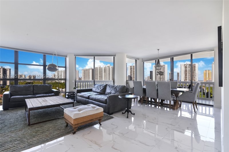 Apartment for rent at 1000 Williams Island 1404