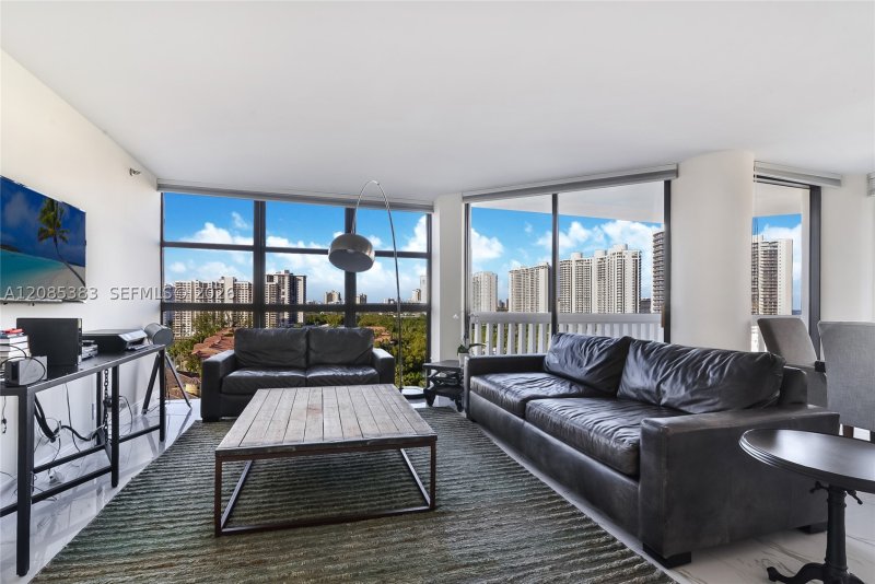 Apartment for rent at 1000 Williams Island 1404